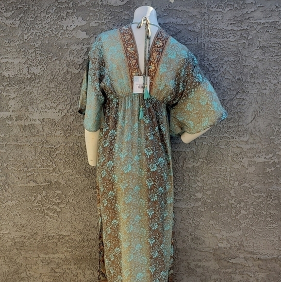 CIENNA DRESS - Picture 7 of 7